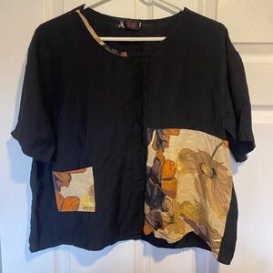 Model France Black Floral Patchwork Short Sleeve Top – Artsy Boho Style- Large